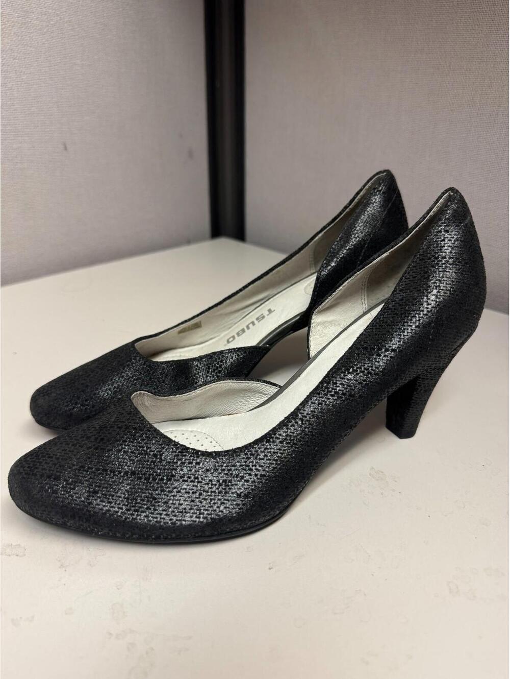 Tsubo Black Textured Leather Pump Size 7 new